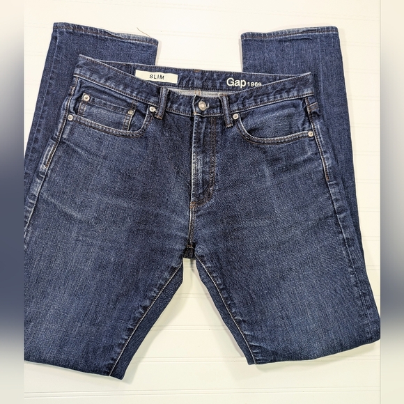 GAP Dark Wash Slim Jeans - Picture 2 of 6